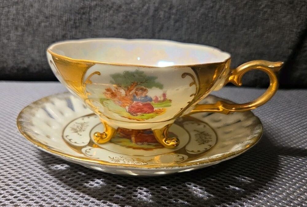 vintage Classica Cup & saucer "Love Story"
